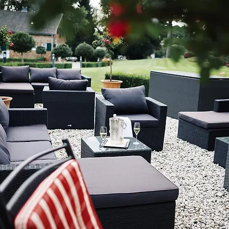 Hotel Logis Restaurant Du Moulin Ligneuville