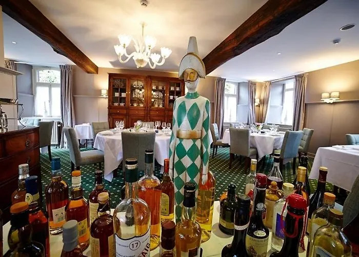 Logis Restaurant Du Moulin Hotel